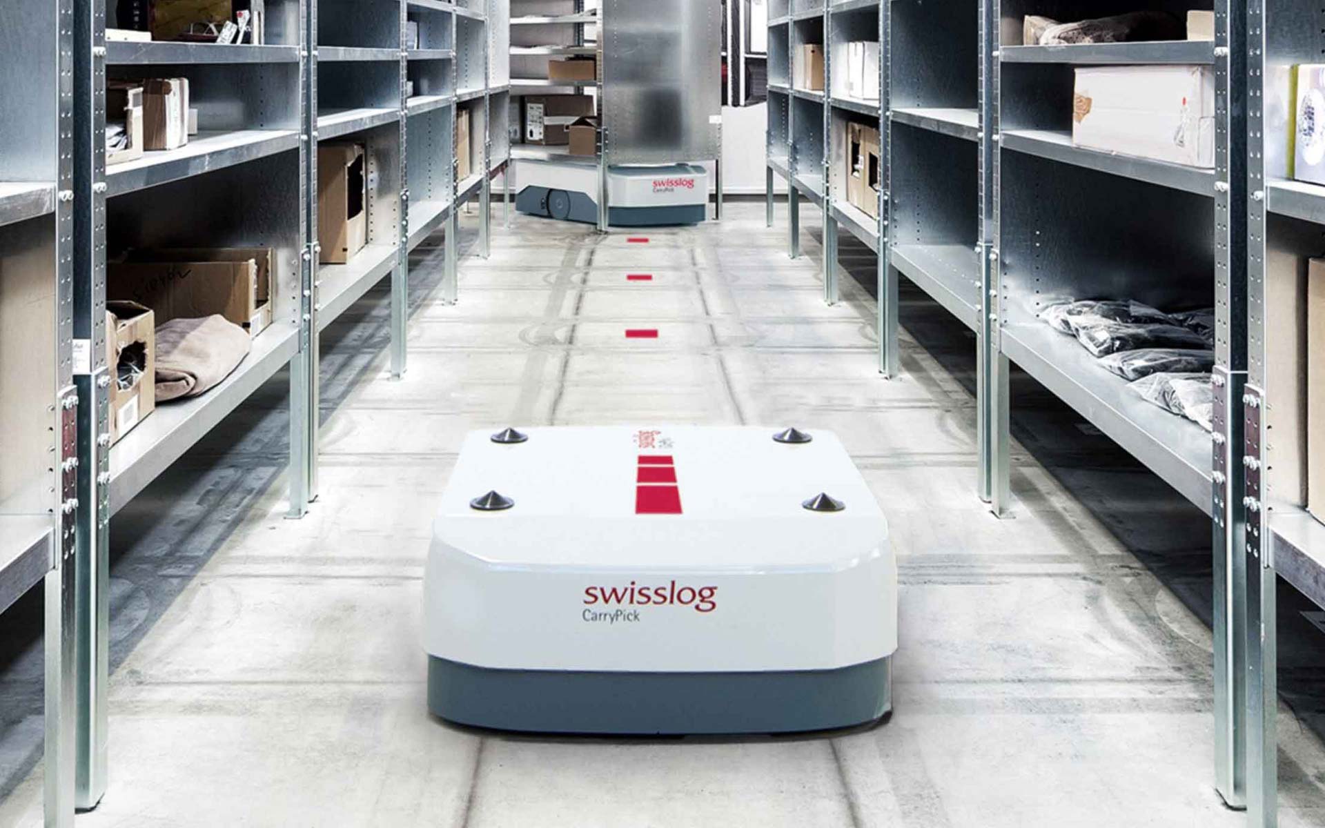 KUKA KMP 600: in use at Swisslog storage space