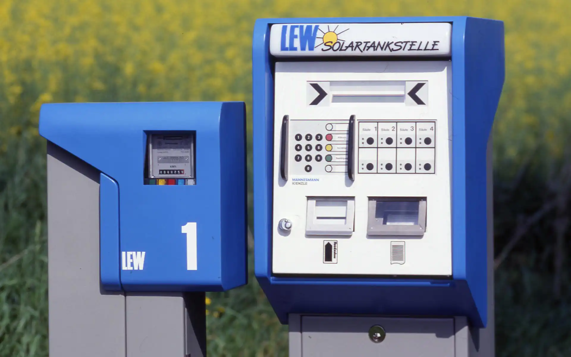 LEW Solar Changing Station: close-up